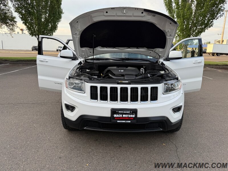 2014 Jeep Grand Cherokee Laredo Premium Wheels AWD 24-MPG   - Photo 23 - Hillsboro, OR 97123