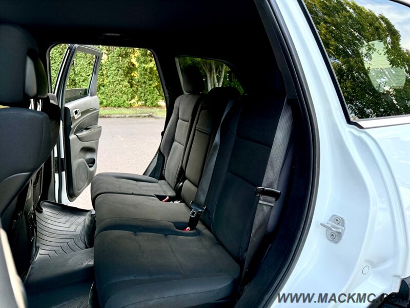 2014 Jeep Grand Cherokee Laredo Premium Wheels AWD 24-MPG   - Photo 17 - Hillsboro, OR 97123