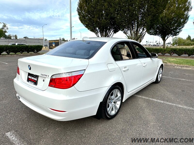 2010 BMW 528i   - Photo 8 - Hillsboro, OR 97123