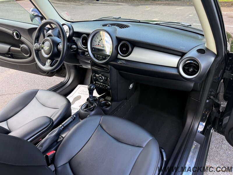 2013 MINI Hardtop Cooper Automatic Leather 85K Low Miles   - Photo 2 - Hillsboro, OR 97123