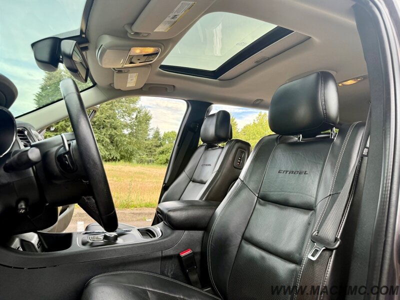 2016 Dodge Durango Citadel 3rd Row DVD AWD - Photo 21 - Hillsboro, OR 97123