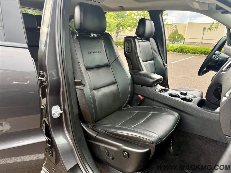 2016 Dodge Durango Citadel 3rd Row DVD AWD - Photo 22 - Hillsboro, OR 97123