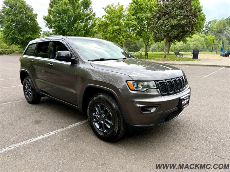 2019 Jeep Grand Cherokee Laredo AWD Back Up Camera V6 25-MPG   - Photo 5 - Hillsboro, OR 97123