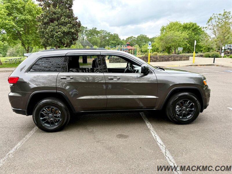 2019 Jeep Grand Cherokee Laredo AWD Back Up Camera V6 25-MPG   - Photo 6 - Hillsboro, OR 97123