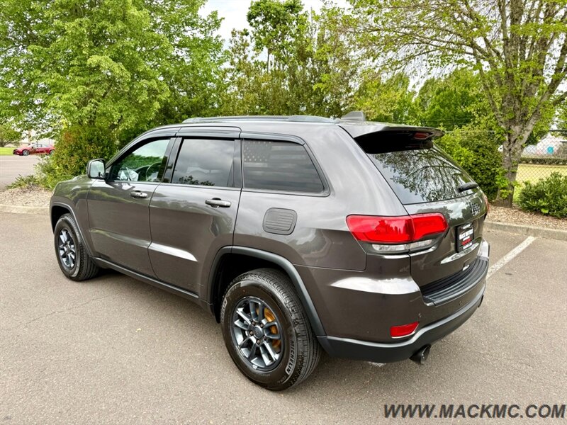 2019 Jeep Grand Cherokee Laredo AWD Back Up Camera V6 25-MPG   - Photo 9 - Hillsboro, OR 97123