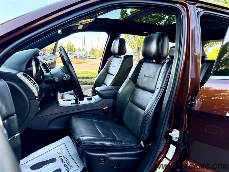 2014 Jeep Grand Cherokee Summit Dual Pano Roof Loaded Navi  AWD   - Photo 18 - Hillsboro, OR 97123