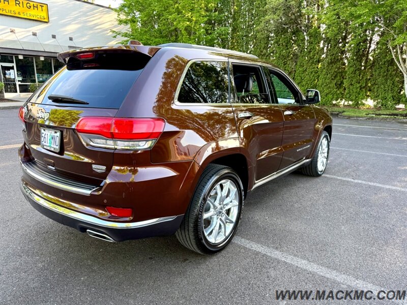 2014 Jeep Grand Cherokee Summit Dual Pano Roof Loaded Navi  AWD   - Photo 6 - Hillsboro, OR 97123