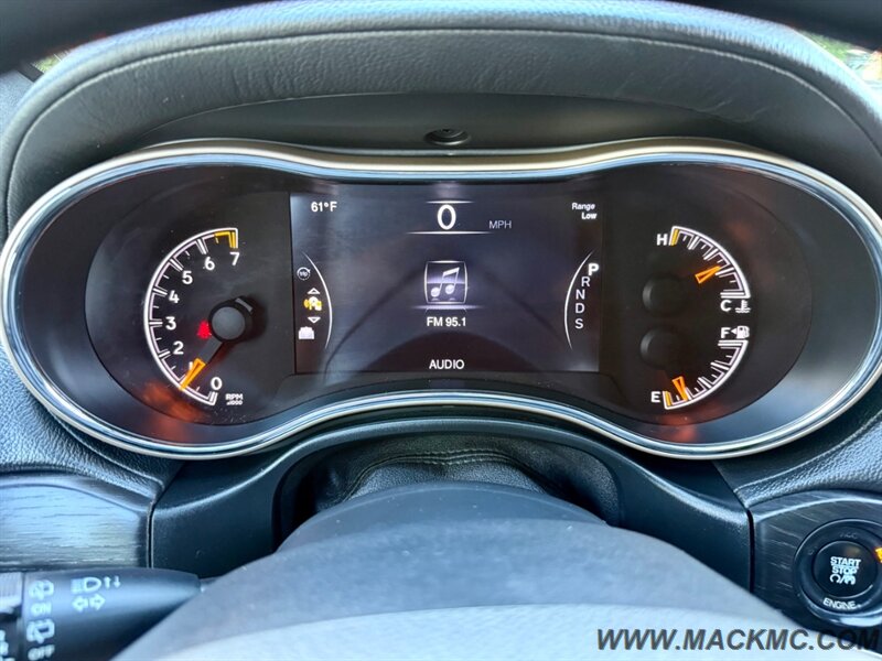 2014 Jeep Grand Cherokee Summit Dual Pano Roof Loaded Navi  AWD   - Photo 12 - Hillsboro, OR 97123