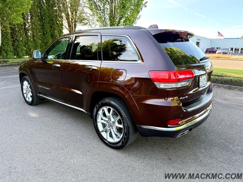 2014 Jeep Grand Cherokee Summit Dual Pano Roof Loaded Navi  AWD   - Photo 8 - Hillsboro, OR 97123