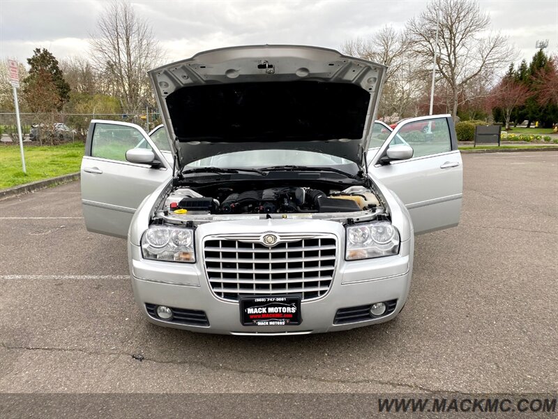 2007 Chrysler 300 Series Touring   - Photo 25 - Hillsboro, OR 97123