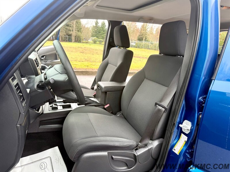 2009 Jeep Liberty Sport Rocky Mountain Edition 1-Owner 45K Miles   - Photo 17 - Hillsboro, OR 97123