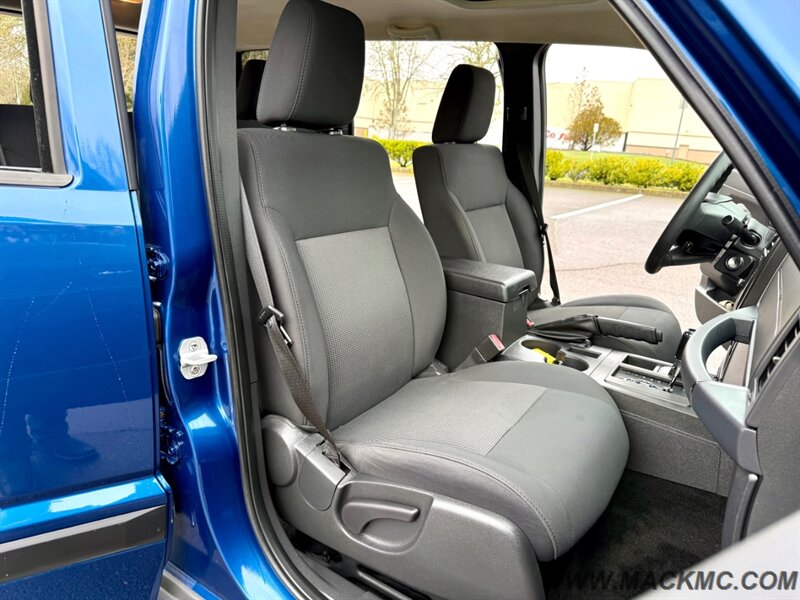 2009 Jeep Liberty Sport Rocky Mountain Edition 1-Owner 45K Miles   - Photo 19 - Hillsboro, OR 97123