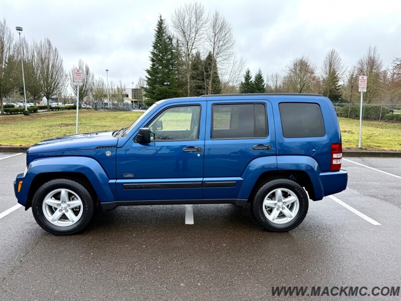 2009 Jeep Liberty Sport Rocky Mountain Edition 1-Owner 45K Miles   - Photo 3 - Hillsboro, OR 97123