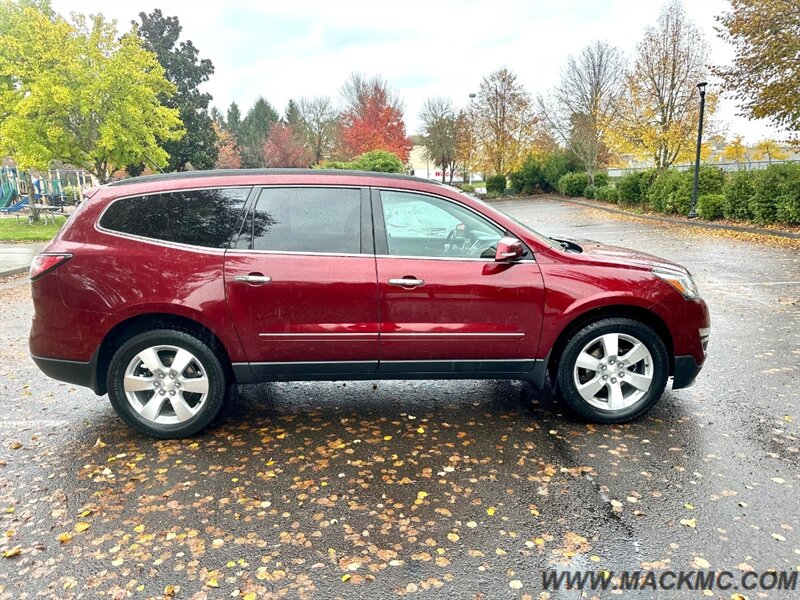 2015 Chevrolet Traverse LTZ Loaded  Low Miles AWd   - Photo 7 - Hillsboro, OR 97123