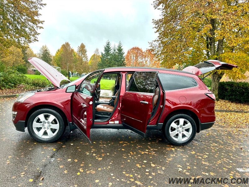 2015 Chevrolet Traverse LTZ Loaded  Low Miles AWd   - Photo 30 - Hillsboro, OR 97123