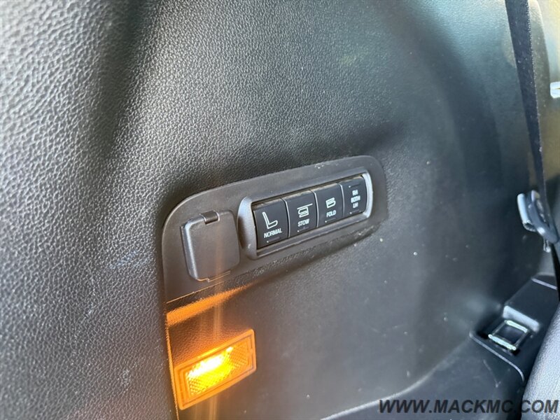 2017 Ford Explorer Sport 3Rd Loaded Back Up Camera Dual Roof AWD   - Photo 24 - Hillsboro, OR 97123
