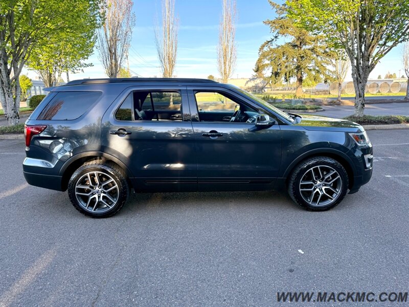 2017 Ford Explorer Sport 3Rd Loaded Back Up Camera Dual Roof AWD   - Photo 6 - Hillsboro, OR 97123