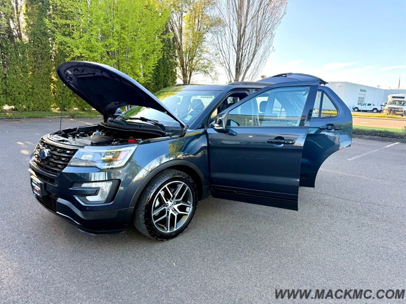 2017 Ford Explorer Sport 3Rd Loaded Back Up Camera Dual Roof AWD   - Photo 26 - Hillsboro, OR 97123
