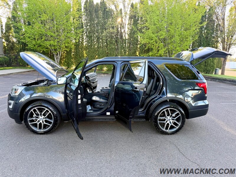 2017 Ford Explorer Sport 3Rd Loaded Back Up Camera Dual Roof AWD   - Photo 28 - Hillsboro, OR 97123