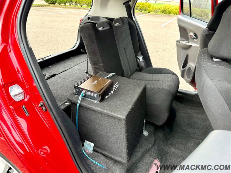 2012 Scion xD Automatic 78K Low Miles 33-MPG - Photo 22 - Hillsboro, OR 97123