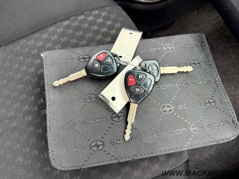 2012 Scion xD Automatic 78K Low Miles 33-MPG - Photo 23 - Hillsboro, OR 97123