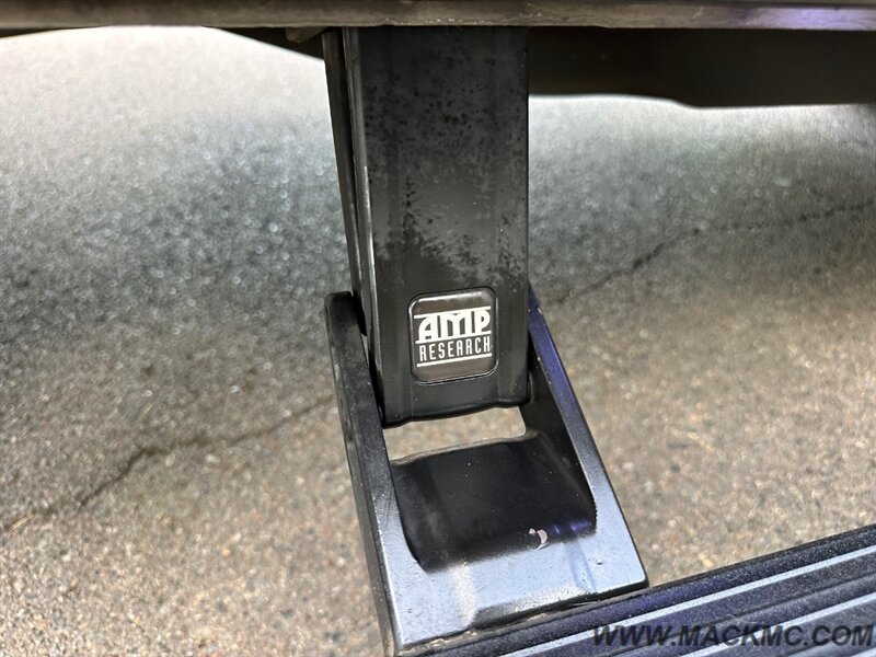 2017 Ford F-150 Lariat Crew Cab Loaded Pano Roof Lifted Premium   - Photo 26 - Hillsboro, OR 97123