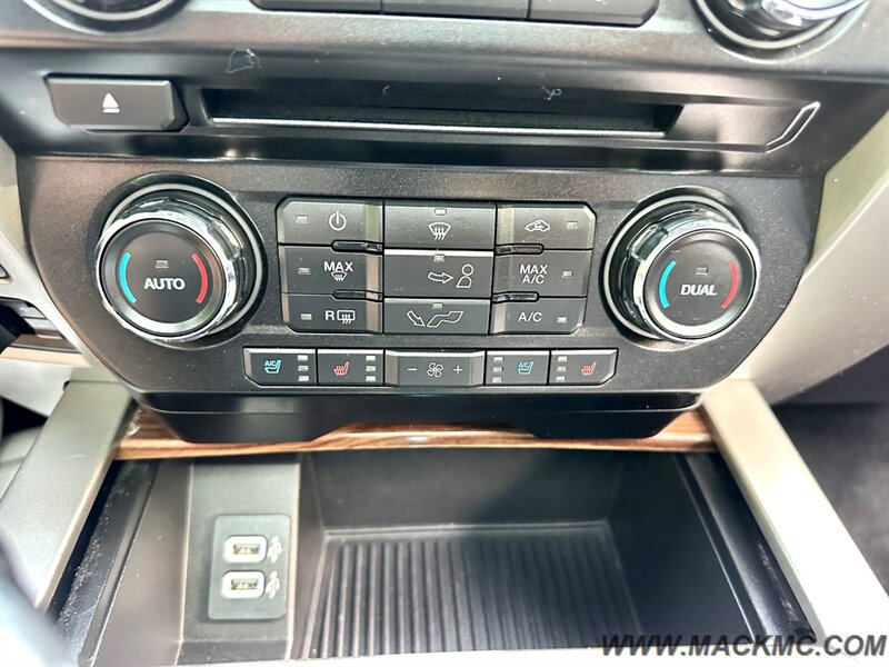 2017 Ford F-150 Lariat Crew Cab Loaded Pano Roof Lifted Premium   - Photo 37 - Hillsboro, OR 97123