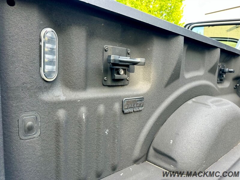 2017 Ford F-150 Lariat Crew Cab Loaded Pano Roof Lifted Premium   - Photo 24 - Hillsboro, OR 97123