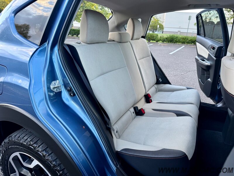 2016 Subaru Crosstrek 2.0i Premium 1Owner Dual Roof Heated Seats AWD - Photo 14 - Hillsboro, OR 97123