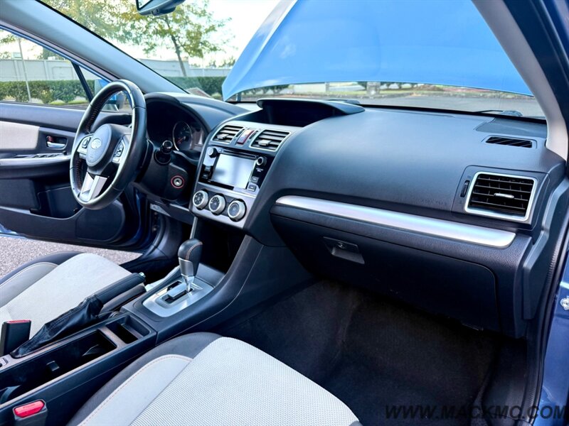 2016 Subaru Crosstrek 2.0i Premium 1Owner Dual Roof Heated Seats AWD - Photo 2 - Hillsboro, OR 97123