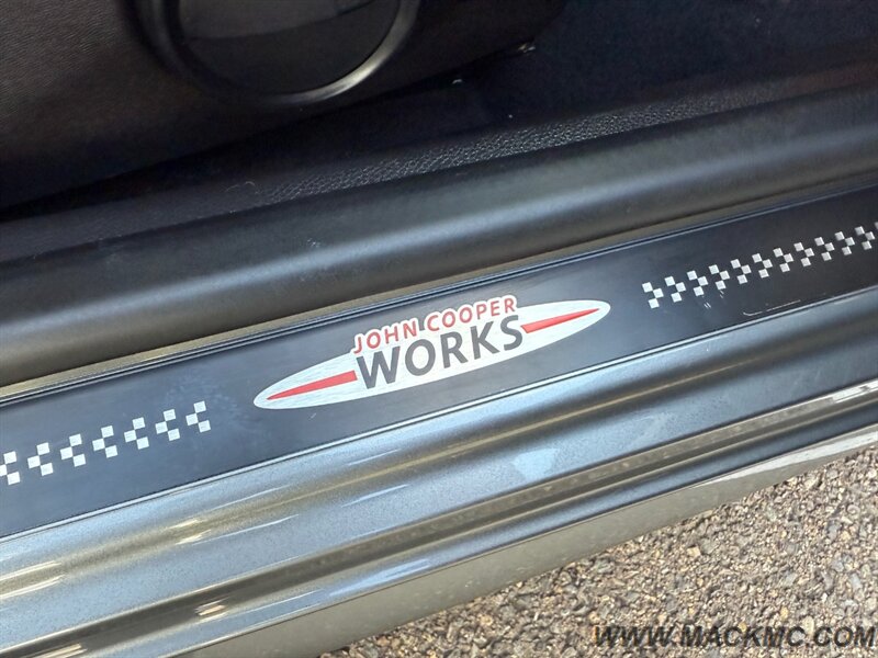 2009 MINI Cooper John Cooper Works 6-Speed 58K Low Miles 34-MPG   - Photo 28 - Hillsboro, OR 97123