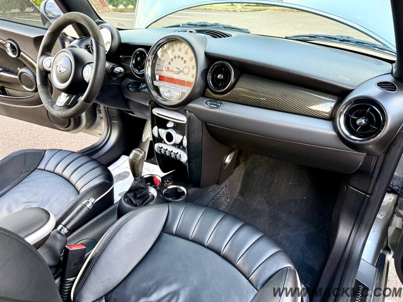 2009 MINI Cooper John Cooper Works 6-Speed 58K Low Miles 34-MPG   - Photo 2 - Hillsboro, OR 97123