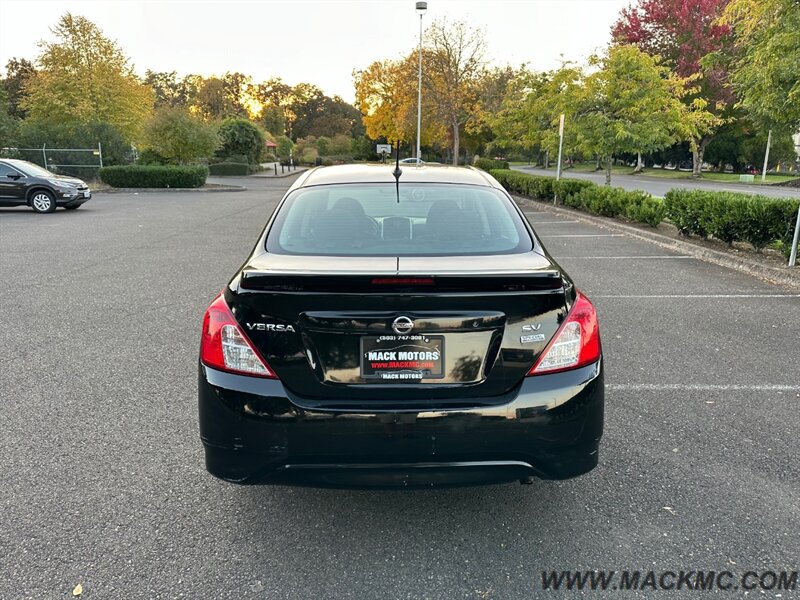 2018 Nissan Versa SV   - Photo 10 - Hillsboro, OR 97123