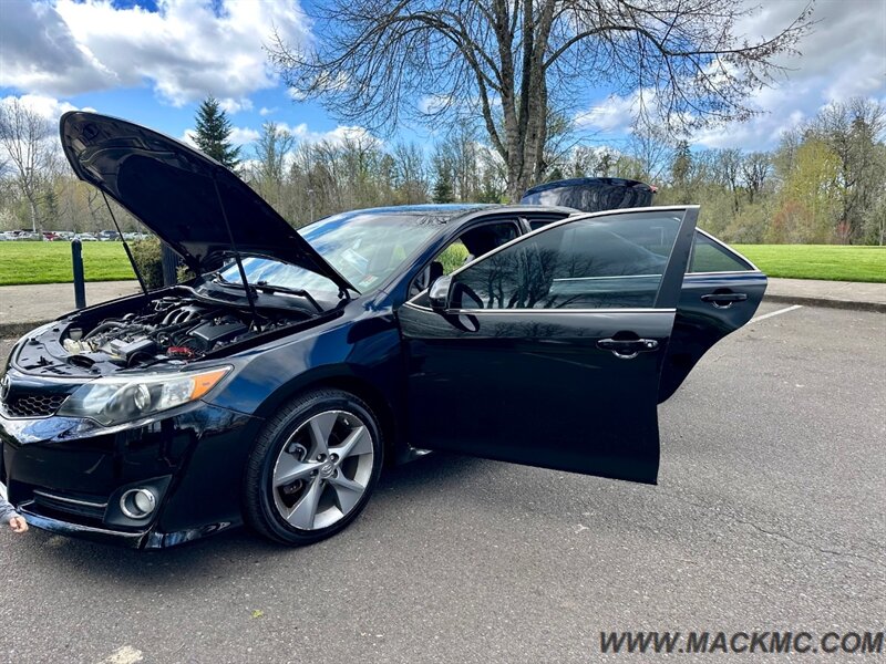 2012 Toyota Camry SE V6   - Photo 17 - Hillsboro, OR 97123