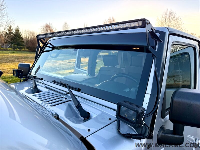 2010 Jeep Wrangler Sport 4 Door Automatic Hardtop MT's   - Photo 11 - Hillsboro, OR 97123
