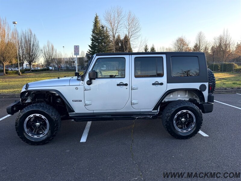 2010 Jeep Wrangler Sport 4 Door Automatic Hardtop MT's   - Photo 3 - Hillsboro, OR 97123