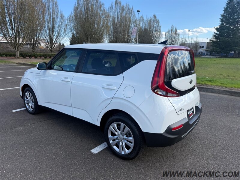 2020 Kia Soul LX Wagon Automatic 61K Low Miles 33-MPG - Photo 11 - Hillsboro, OR 97123