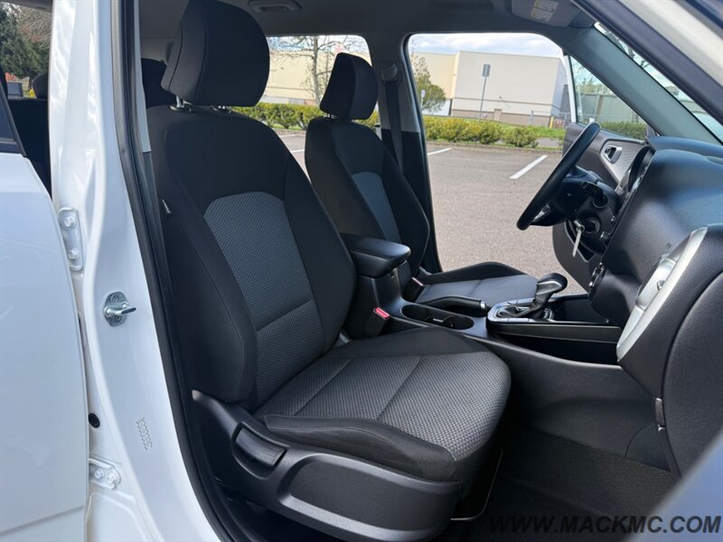 2020 Kia Soul LX Wagon Automatic 61K Low Miles 33-MPG - Photo 19 - Hillsboro, OR 97123
