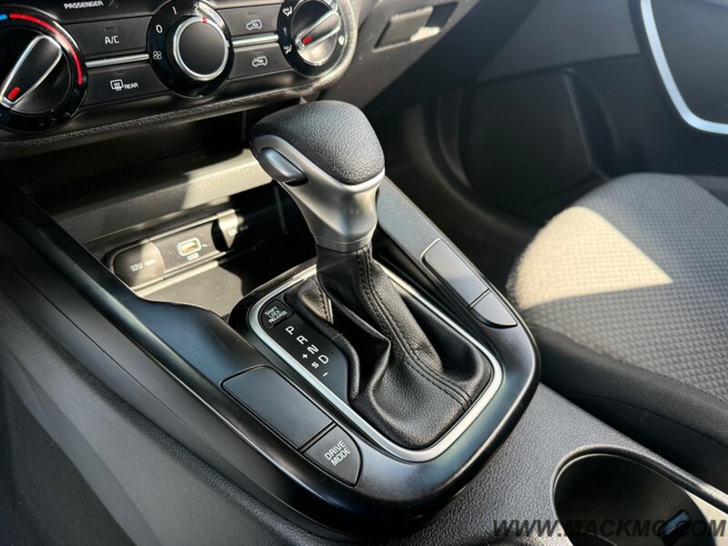 2020 Kia Soul LX Wagon Automatic 61K Low Miles 33-MPG - Photo 15 - Hillsboro, OR 97123