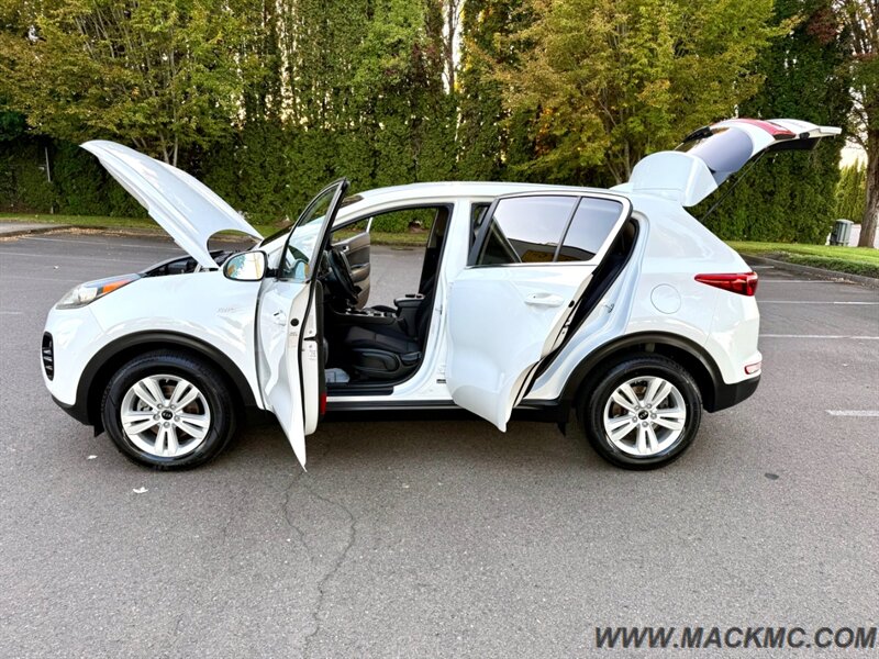 2017 Kia Sportage LX AWD Back Up Camera only 75K Low Miles   - Photo 30 - Hillsboro, OR 97123