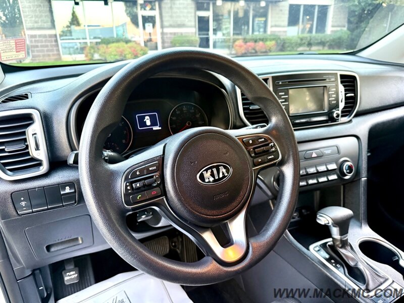 2017 Kia Sportage LX AWD Back Up Camera only 75K Low Miles   - Photo 12 - Hillsboro, OR 97123