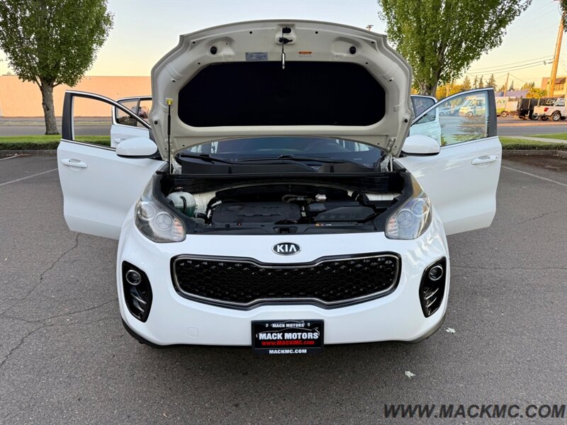 2017 Kia Sportage LX AWD Back Up Camera only 75K Low Miles   - Photo 28 - Hillsboro, OR 97123