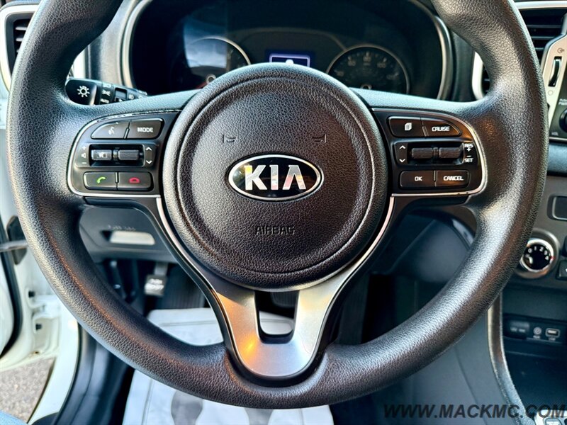 2017 Kia Sportage LX AWD Back Up Camera only 75K Low Miles   - Photo 13 - Hillsboro, OR 97123