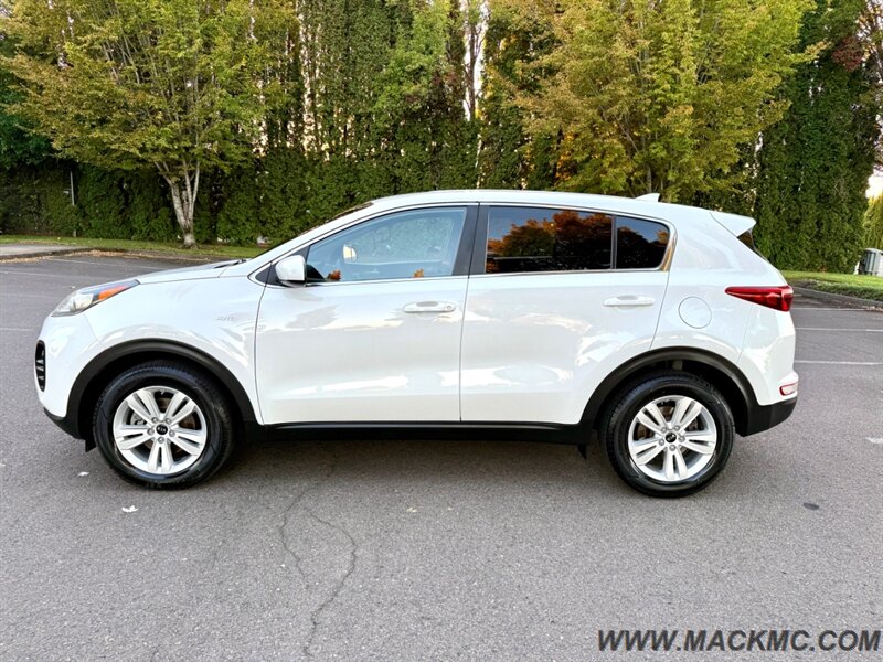 2017 Kia Sportage LX AWD Back Up Camera only 75K Low Miles   - Photo 9 - Hillsboro, OR 97123