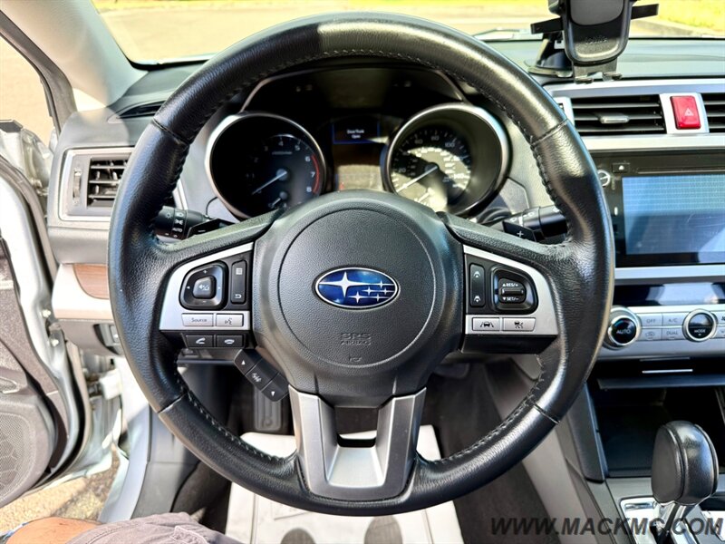 2017 Subaru Legacy 2.5i Limited AWD Leather Navi Heated Seats   - Photo 13 - Hillsboro, OR 97123