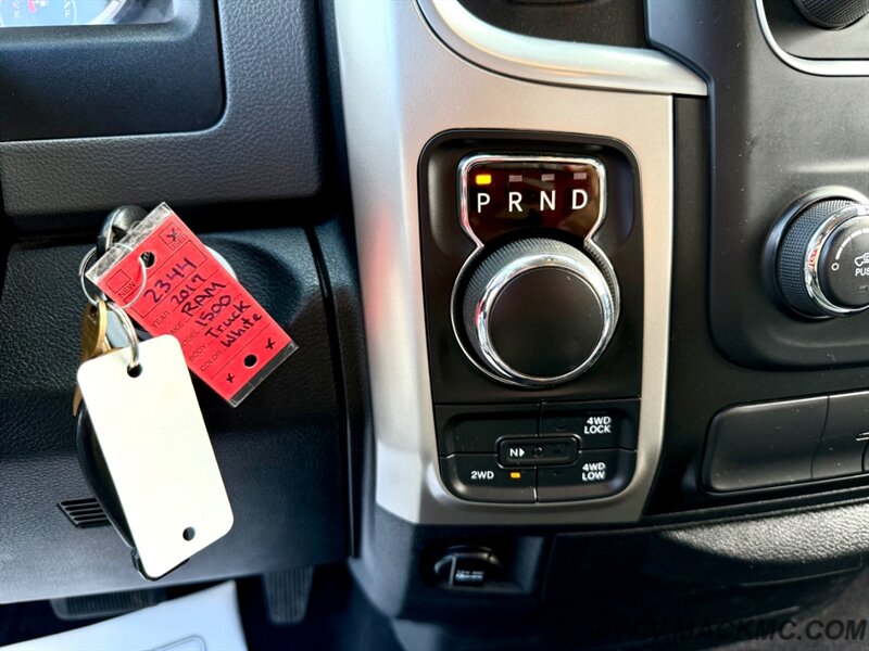 2017 RAM 1500 SLT v8 Hemi 8FT Long Bed Rack Storage 4x4 - Photo 17 - Hillsboro, OR 97123