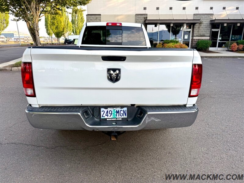 2017 RAM 1500 SLT v8 Hemi 8FT Long Bed 4x4 - Photo 8 - Hillsboro, OR 97123