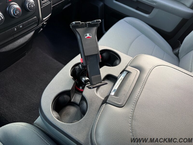 2017 RAM 1500 SLT v8 Hemi 8FT Long Bed Rack Storage 4x4 - Photo 20 - Hillsboro, OR 97123