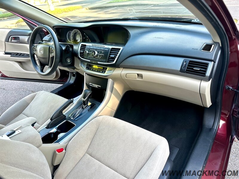 2013 Honda Accord LX 60K Low Miles 2-Owner 36-MPG - Photo 2 - Hillsboro, OR 97123