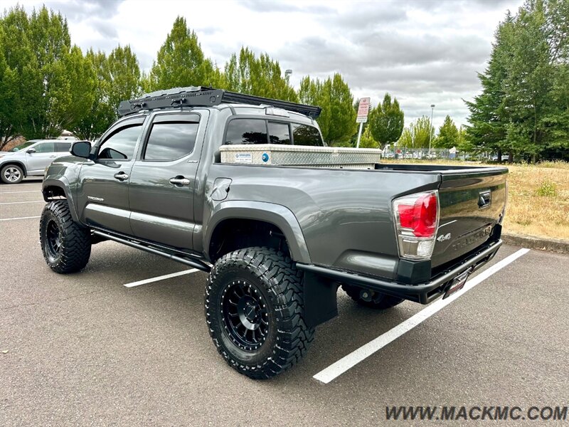 2016 Toyota Tacoma Limited 4x4  Lifted MT,s Bumpers Roof Rack   - Photo 8 - Hillsboro, OR 97123